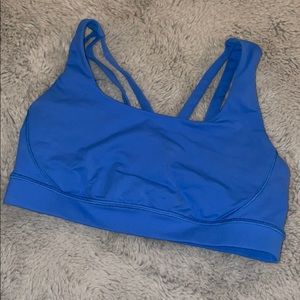 Lululemon blue sports bra size 6